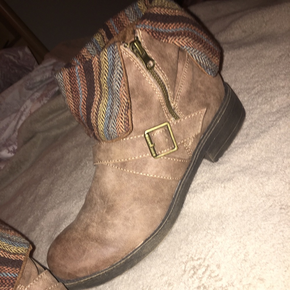 Stylish Rocket Dog Fall Boots